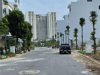 Bán lô đất 1021  1 có dt 54m2 đường rộng 20,5m nhìn ra 14 tòa chung cư an lạc green symphony