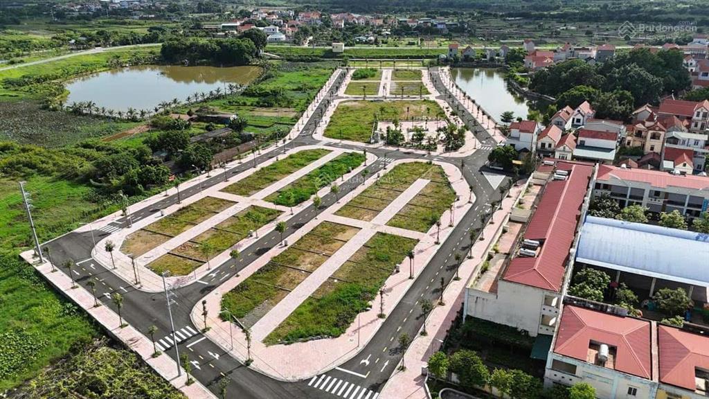 Chính chủ bán lô đất đấu giá tiền yên mặt đường vành đai 4, giá siêu rẻ, vị trí đẹp đắc địa