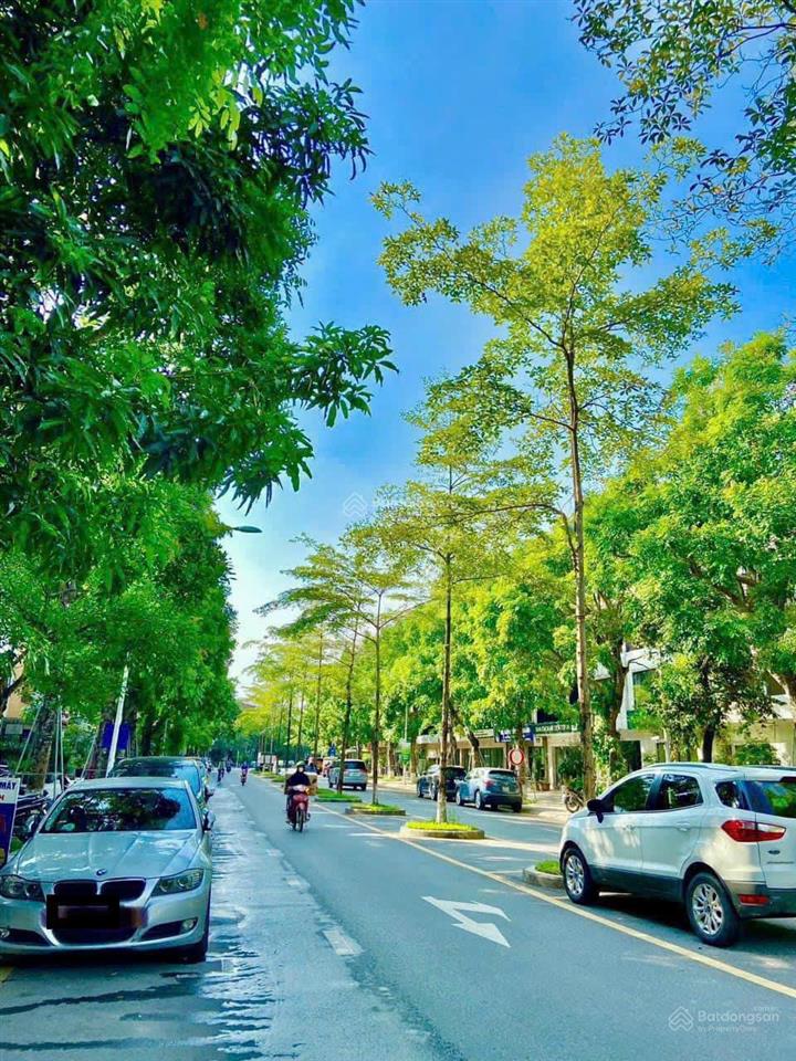 Cần bán căn góc shophouse parkriver đẹp nhất ở ecopark