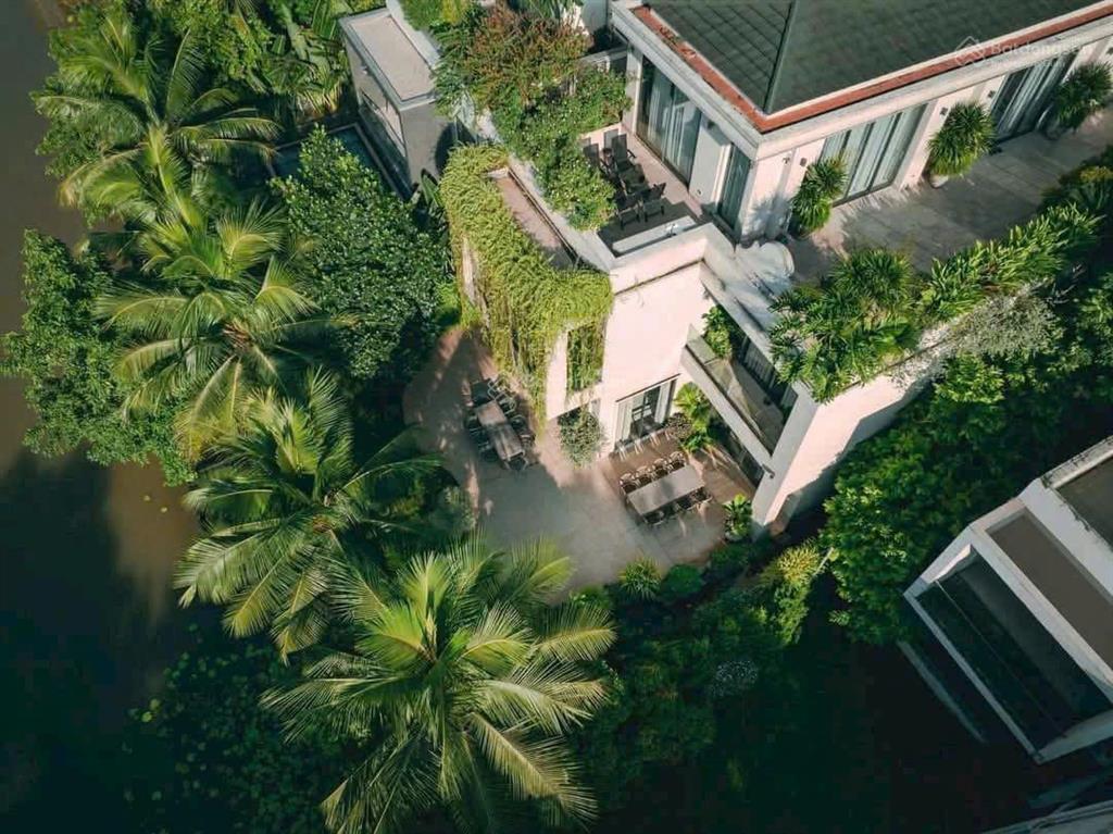 Chính chủ cần bán gấp biệt thự đảo đơn lập giá tốt nhất tại ecopark