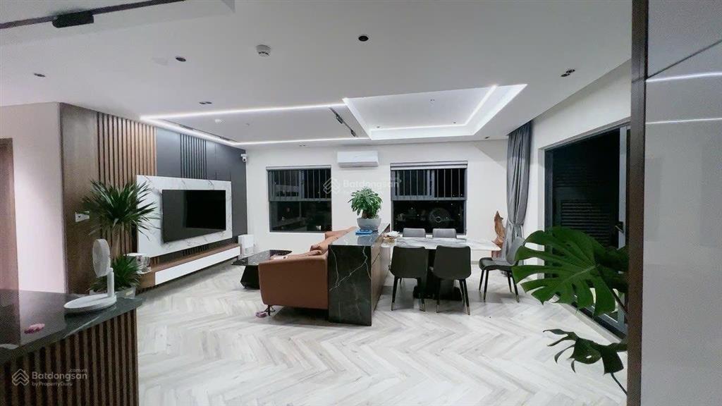 Duy nhất căn góc 96m2 ban công đông nam toà ct9 vĩnh điềm trung có sổ hồng