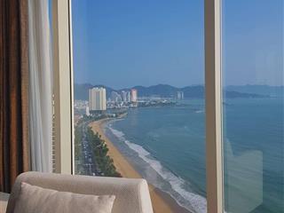 The costa căn 143m2 trực diện biển, đầy đủ nội thất cao cấp. có sổ hồng
