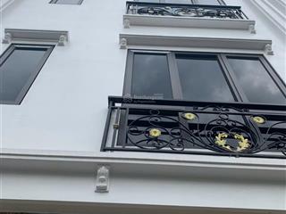 Bán nhà lô góc, 2 mặt thoáng, phố yên bệ, hoài đức. ôtô vào nhà, kinh doanh. sổ đỏ 45m² 7,15 tỷ