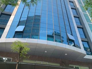 Tòa văn phòng vip dịch vọng hậu, quận cầu giấy, view vườn hoa, 8 tầng nổi, 1 tầng hầm. giá 200 tỷ