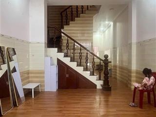 Nhà mới rộng 4*19m 2lầu 4pn 3wc có máy lạnh hxh nguyễn văn khối