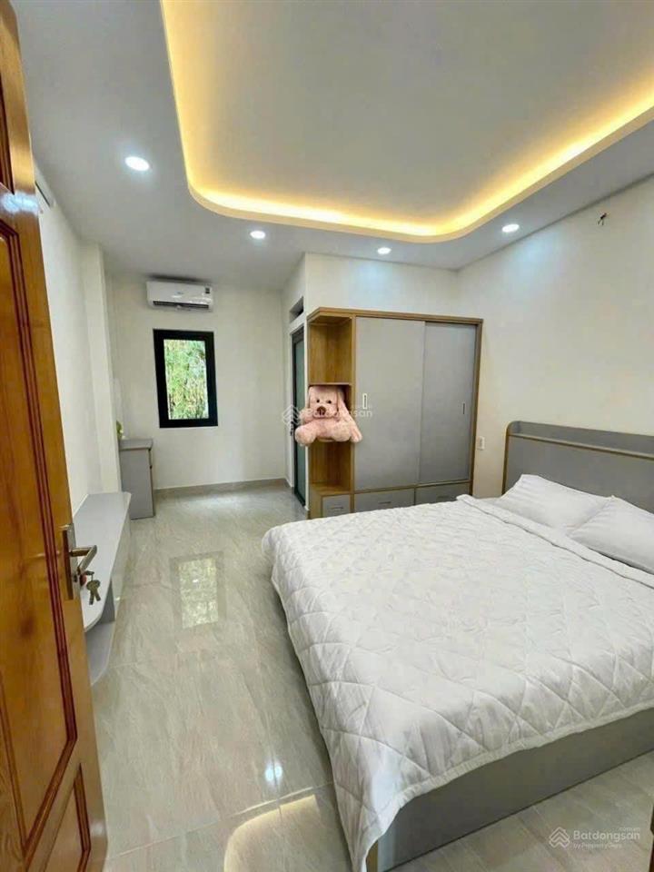 Nhà mới full nội thất 60m2 1l 2lầu st 3pn 5wc đường số 27 p6 gv