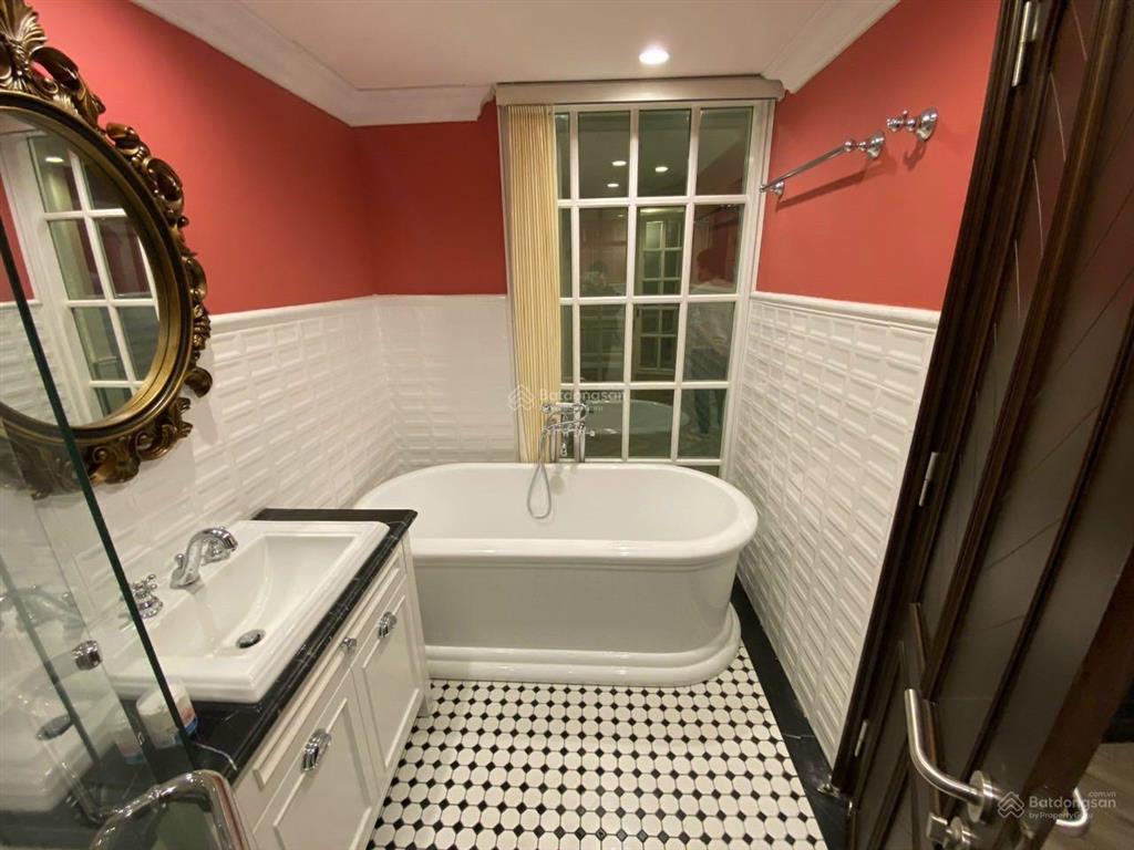 Chính chủ cần bán căn 2pn view trực diện hồ