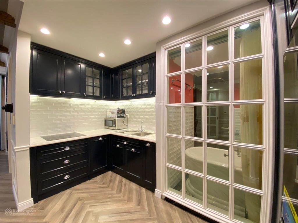 Chính chủ cần bán căn 2pn view trực diện hồ