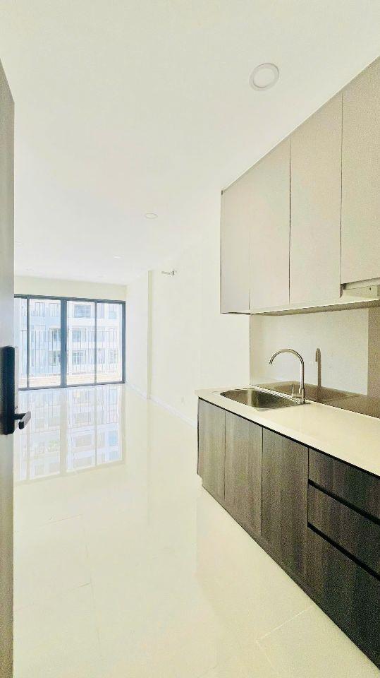 Bán căn hộ OT Lavida Plus Q7 – 37m² – View Bitexco, Landmark 81 – Giá 2,5 tỷ,lh 0938839926