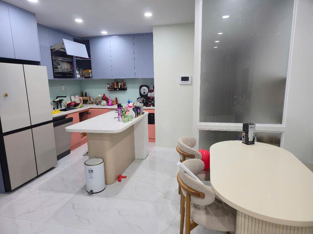 Bán căn hộ chung cư tại Dự án Lavida Plus, Quận 7, Hồ Chí Minh diện tích 80m2 giá 6.25 Tỷ, view Phú Mỹ Hưng, lh 09388399
