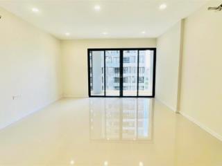 Bán căn officetel lavida plus 38m2, giá 2tỷ550, nt rèm, máy lạnh, nhận nhà ở ngay,  xem