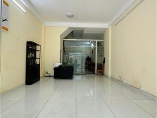 Mặt tiền huỳnh văn nghệ, ngang 5m rộng rãi, tiện kinh doanh buôn bán đa ngành nghề