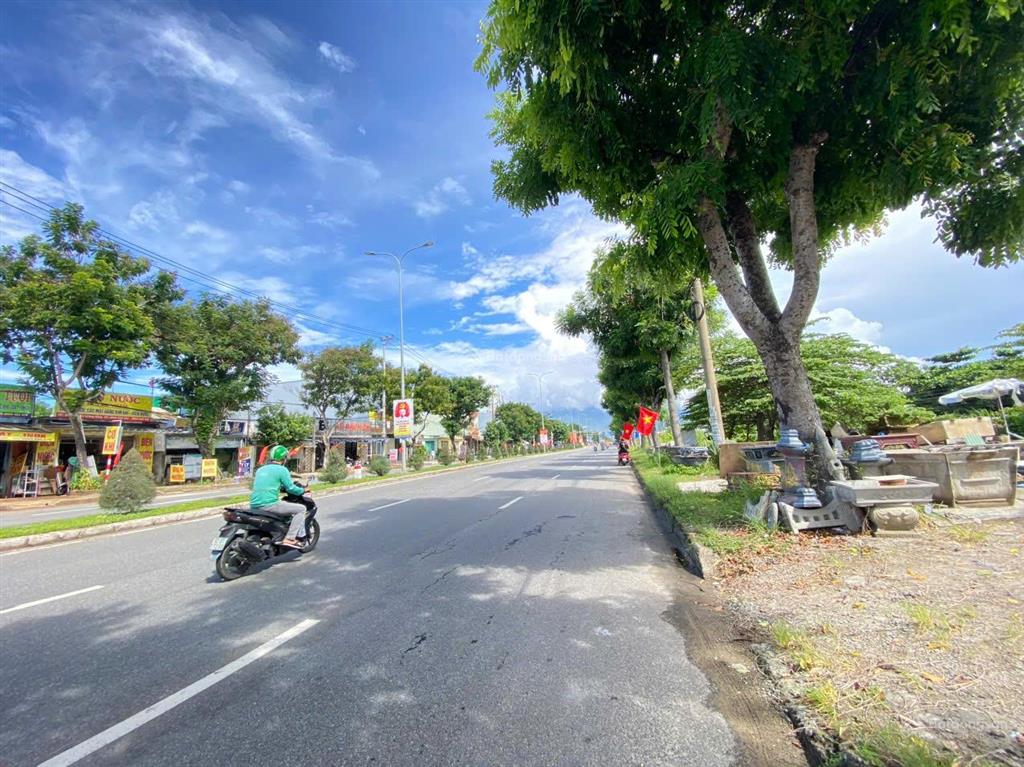 Lô góc siêu đẹp nguyễn lương bằng đường 33mliên chiểugiá chỉ 54triệu/m2