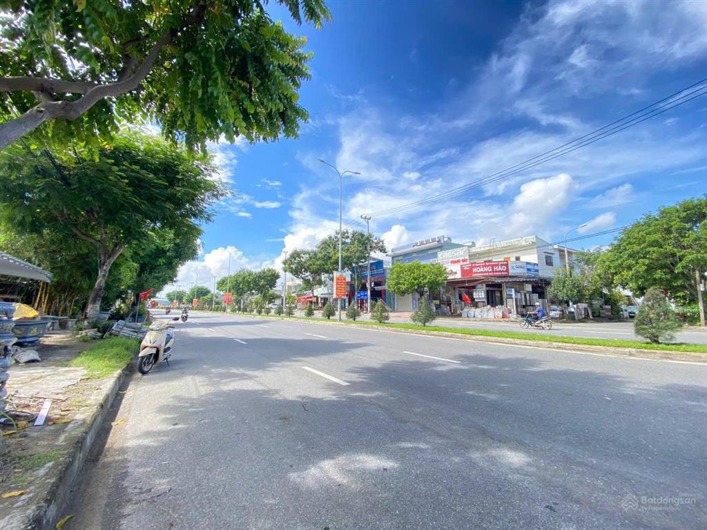 Lô góc siêu đẹp nguyễn lương bằng đường 33mliên chiểugiá chỉ 54triệu/m2