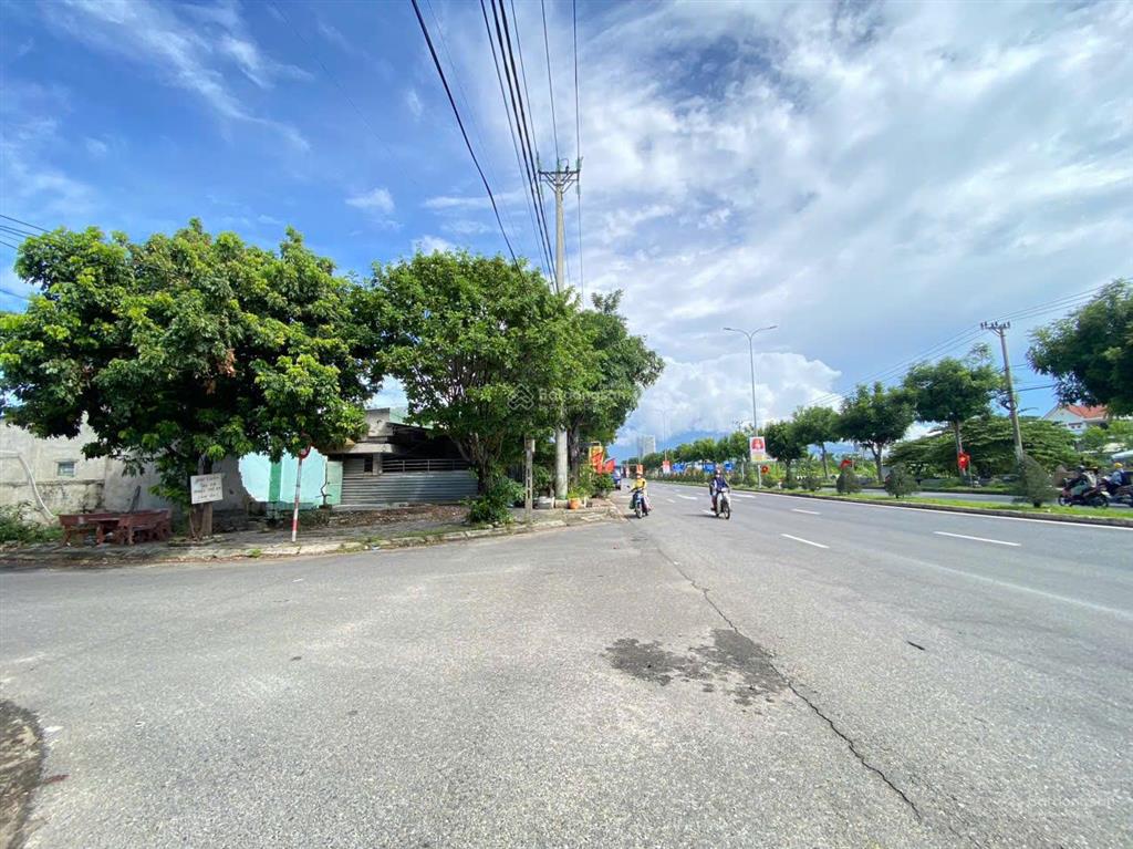 Lô góc siêu đẹp nguyễn lương bằng đường 33mliên chiểugiá chỉ 54triệu/m2