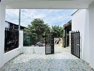 (chỉ 3ty hơn) có nhà cấp 4 đẹp sát cầu ngã ba huế, giá tốt