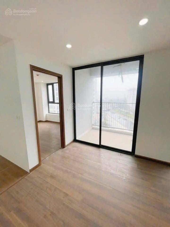 Chính chủ cần bán căn góc 3 phòng ngủ tòa ct2  x2 đại kim, sổ đỏ chính chủ. giá 7.3 tỷ