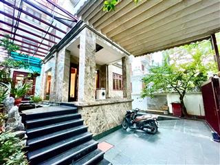 Nhà đẹp ở ngay hoàng đạo thuý  lvl  căn góc 250m2 vỉa hè to  kd  86 tỷ.