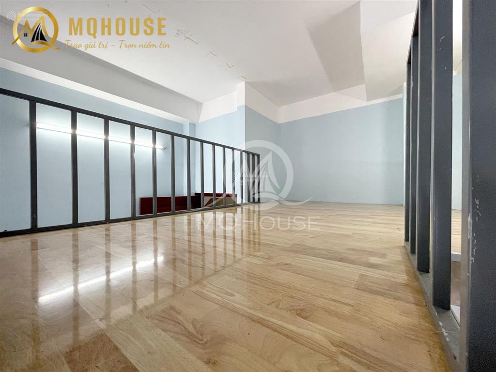 Phòng ban công mới xây phan an gần ngã tư bốn xã full nội thất