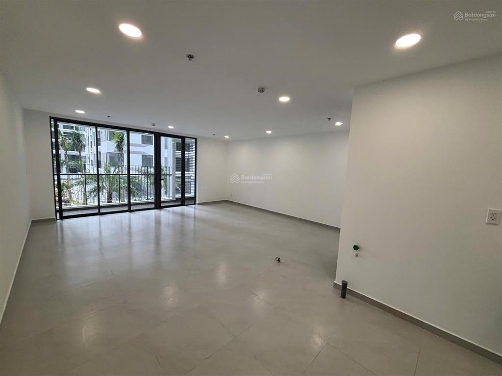 Bán shophouse mt eastmark 130m2 giá chỉ 6,3tỷ, 1 lầu 1 trệt, có sổ hồng sở hữu lâu dài
