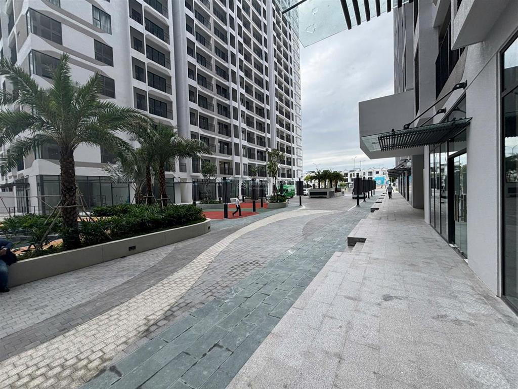 Bán shophouse mt eastmark 130m2 giá chỉ 6,3tỷ, 1 lầu 1 trệt, có sổ hồng sở hữu lâu dài