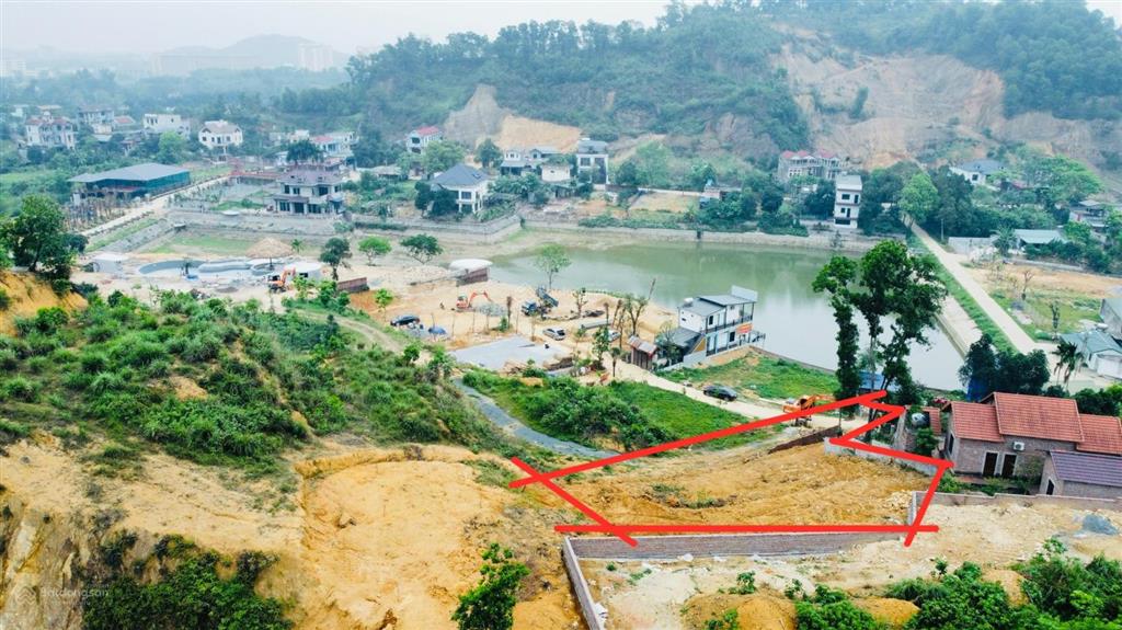 Bán đất view hồ tại hoà lạc, cách cổng đại học quốc gia 1km