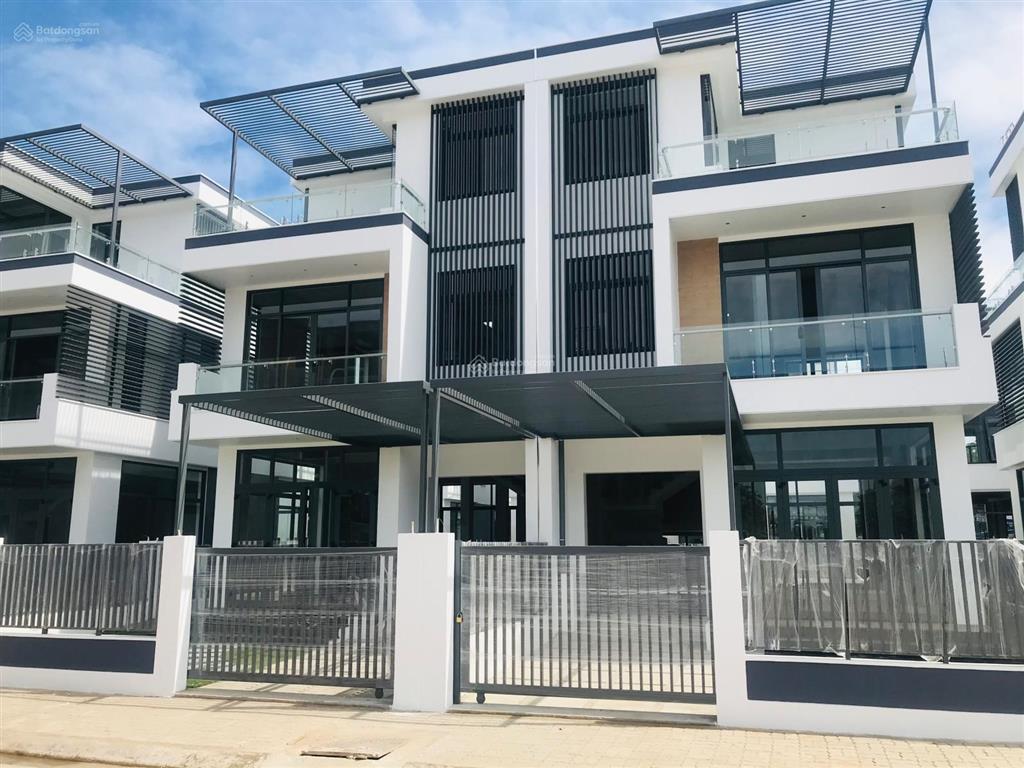 Đông tăng long cần bán nhà 5*20 7,8 tỷ  8*20m 11 tỷ  10*20m 16tỷ  320m2 19,5 tỷ  20*20m 30 tỷ