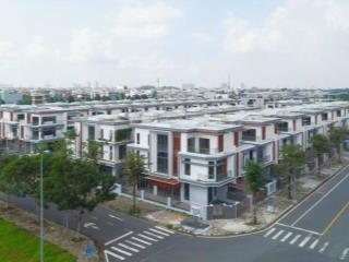 Trục chính số 18 lộ giới 20m biệt thự đẹp tại đông tăng long, diện tích 164m2, 18,5 tỷ