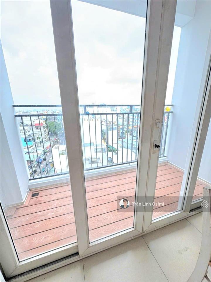 Chủ gửi bán căn hộ gia phát^^ dt từ 62m2  75m2. giá từ 3 tỉ 295  3.75 tỉ  3.85 tỉ ạ ^^