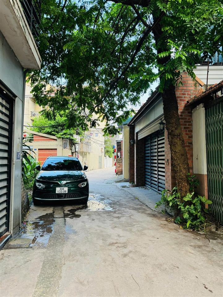 Bán nhà biệt thự cũ dtsd 500m2 view sông hồng tại ngọc thuỵ long biên. giá rẻ