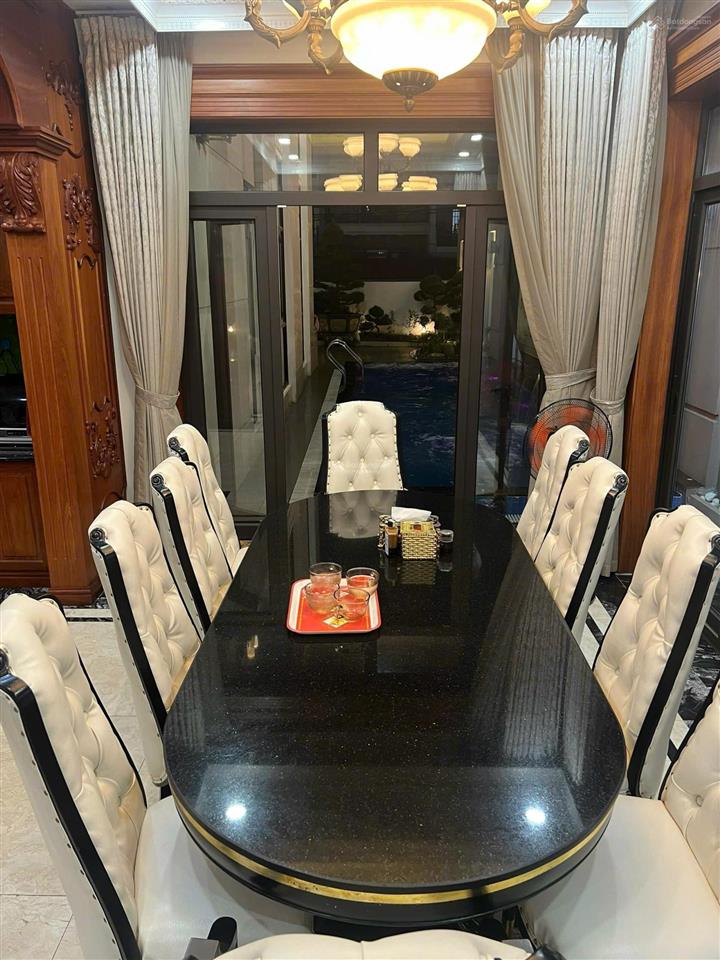 Bán biệt thự tại thủ đức siêu đẹp và full nội thất cao cấp đẹp như tranh vẽ