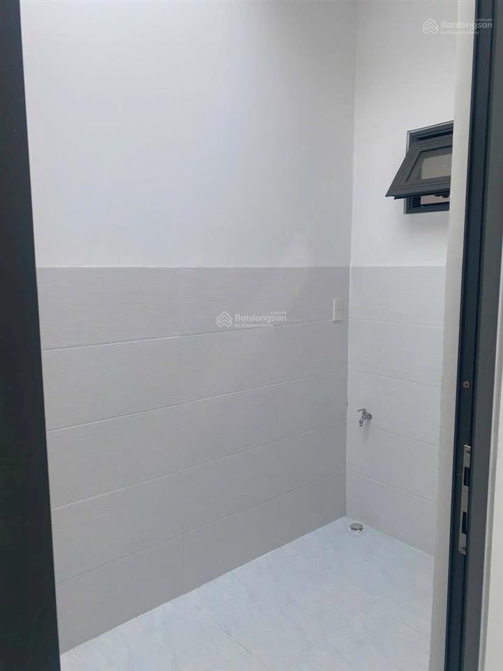 Nhà đẹp mặt tiền đường b9 kđt vcn phước long 2 vừa ở vừa buôn bán hoặc mở vp nhỏ chỉ 5,6 tỷ