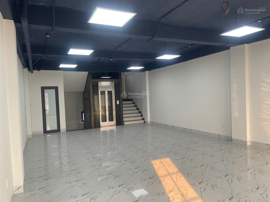 Chính chủ cho thuê nhà hoàn thiện tại louis city đại mỗ, nhà ngay mặt đường 40m lê quang đạo