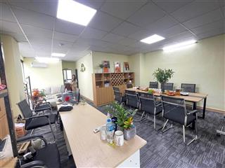 Cho thuê sàn văn phòng hoàn thiện đẹp tại an vượng villa khu đô thị dương nội quận hà đông