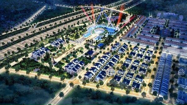 Chính chủ cần bán gấp căn biệt thự villa đối diện hồ công viên, vị trí đẹp hiếm có