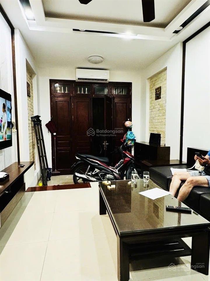 Bán nhà, mặt ngõ thông,kinh doanh, phúc xá , ba đình, dt 43m2, giá 12tỷ 600 triệu. 0912 142 ***.