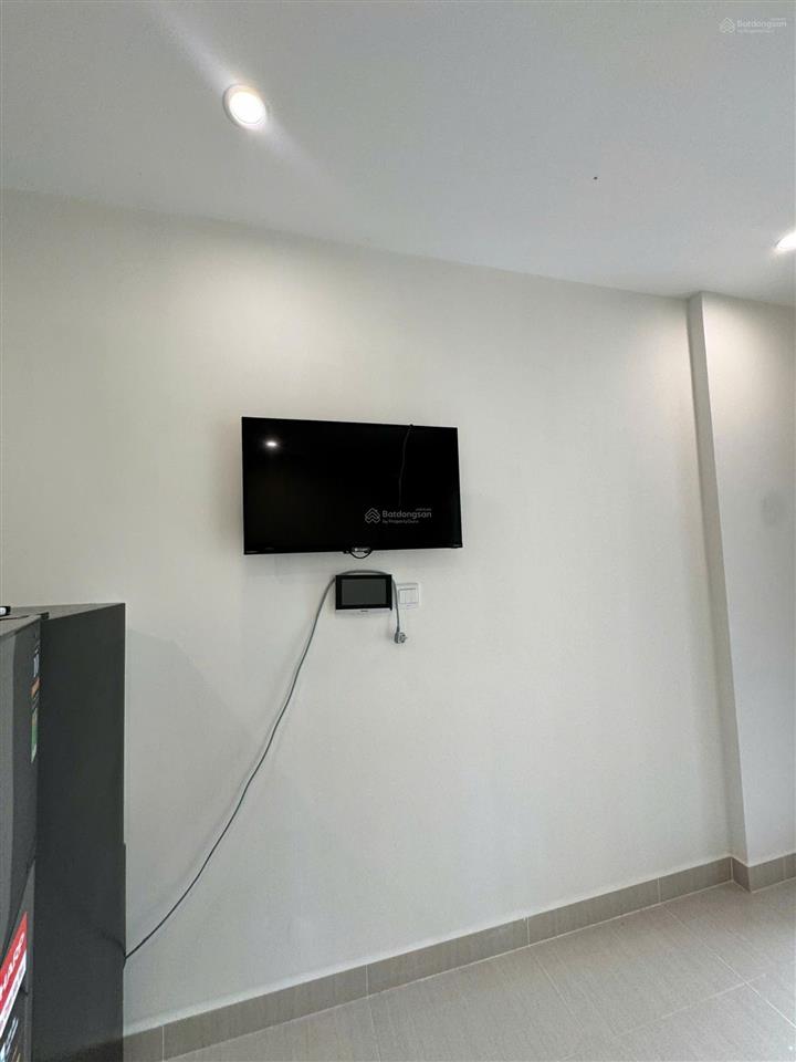 Bán gấp căn hộ studio tại the rainbow, sẵn sổ view hồ bơi, giá bán 2,05 tỷ, dt 34m2 full nội thất