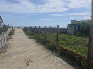 Cần bán lô đất rất đẹp sát biển 454m2. gần sân bay 7km. rất thích hợp làm homestay.