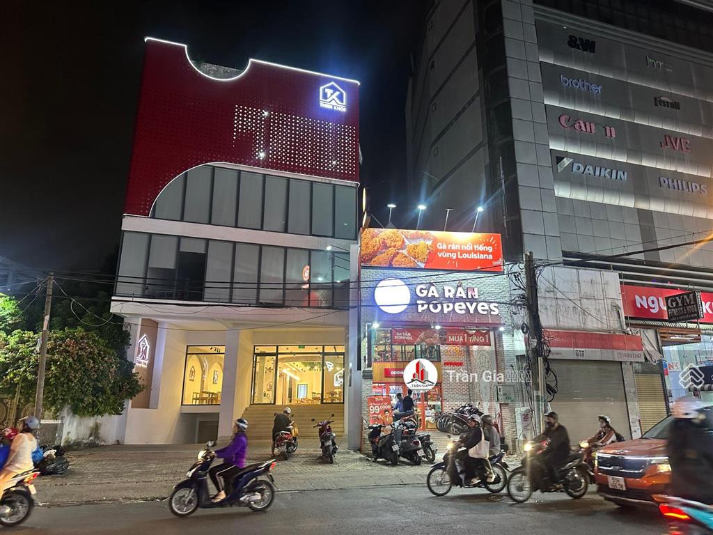 Bán nhà 5 tầng kiên cố mt võ văn ngân 10x20m=200m2 công nhận, giá 38 tỷ. hđ thuê 130 triệu/tháng