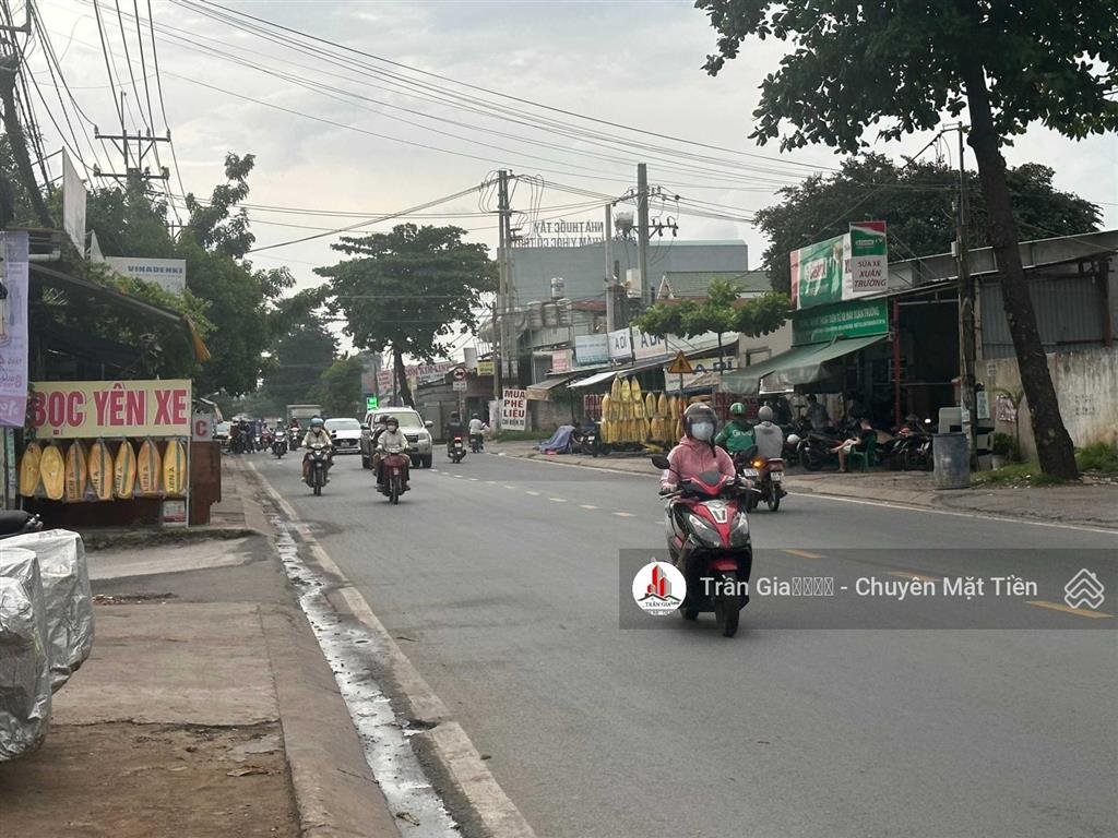 Góc 2 mtkd đường hoàng hữu nam sầm uất, 10x30m=300m2, giá 23 tỷ. đang cho thuê 50 triệu/tháng