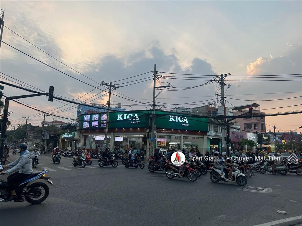 Góc 2 mt hoàng diệu 2 sầm uất, 10x10m=100m2 công nhận đủ. đang có hợp đồng thuê 70 tr/th. giá 16 tỷ