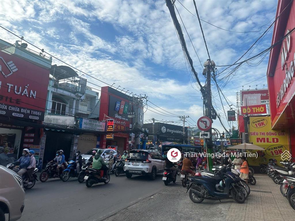 Bán nhà mặt tiền đỗ xuân hợp, đoạn sầm uất 500m2 thổ cư. giá 65 tỷ đang cho thuê kinh doanh và ở
