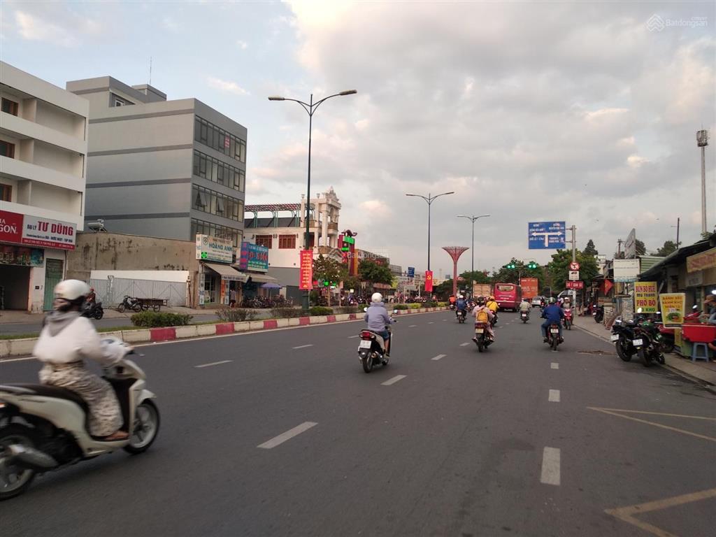 Bán nhà mặt tiền hoàng hữu nam 20x31m=600m2 đẹp, đoạn kinh doanh nhiều tiềm năng. giá chỉ 45 tỷ