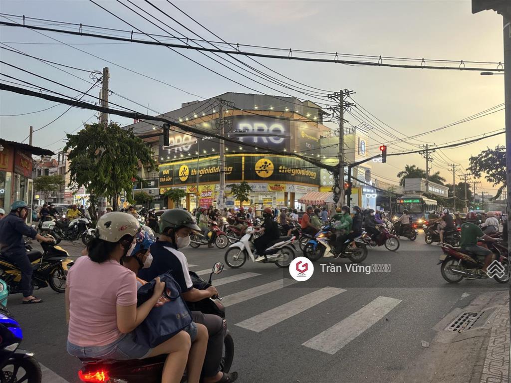 Bán tòa 5 tầng nhà góc 2 mặt tiền kha vạn cân, 12x37m=450m2. đang có hợp đồng ngân hàng. giá 60 tỷ