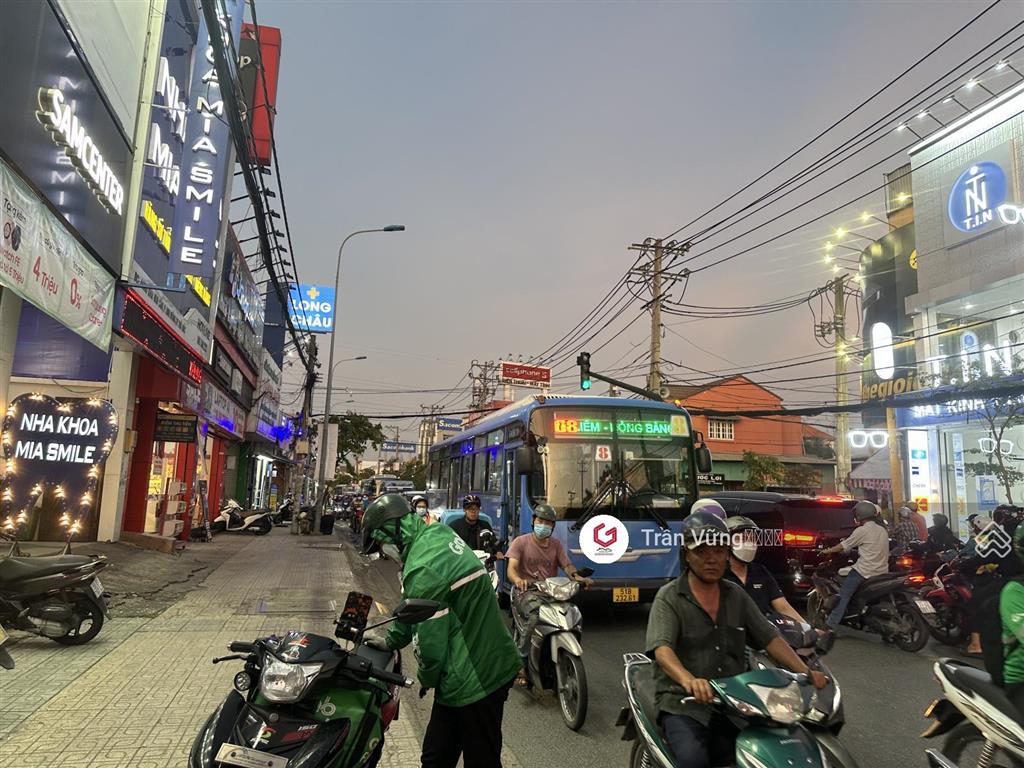 Bán tòa 5 tầng nhà góc 2 mặt tiền kha vạn cân, 12x37m=450m2. đang có hợp đồng ngân hàng. giá 60 tỷ