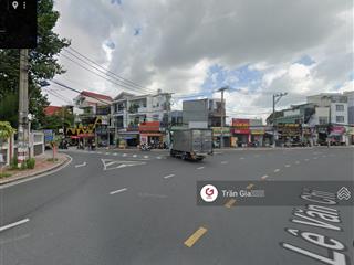 Bán nhà mt lê văn chí, ngay góc hoàng diệu 2, cổng ra chung cư 7x24m=175m2 công nhận. giá 26 tỷ tl