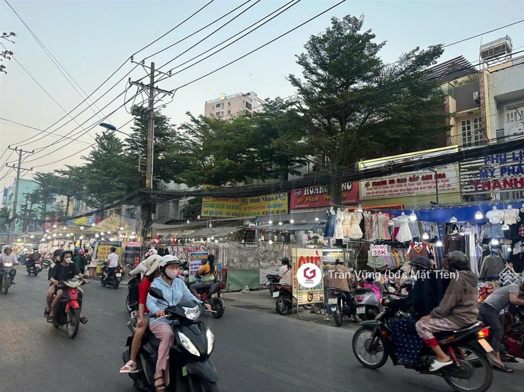 Bán nhà mt tăng nhơn phú trường cđ công thương, 9x20m=190m2. hđ thuê 45 triệu/tháng. giá 15 tỷ