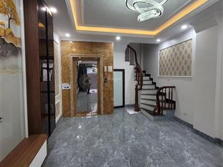 Bán nhà đống đa tây sơn thang máy, ngõ ô tô, nhà mới ở ngay 13,6 tỷ