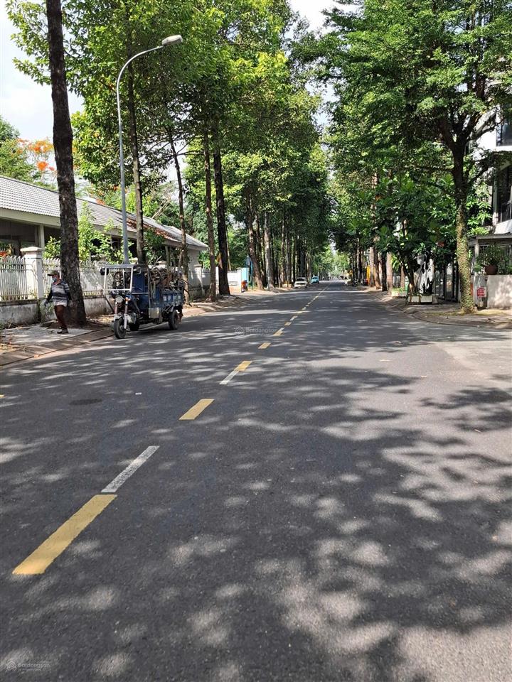 Chính chủ gửi bán đất dự án cát lái quận 2, lô c5. 12  5m x20m mặt tiền đường 14m