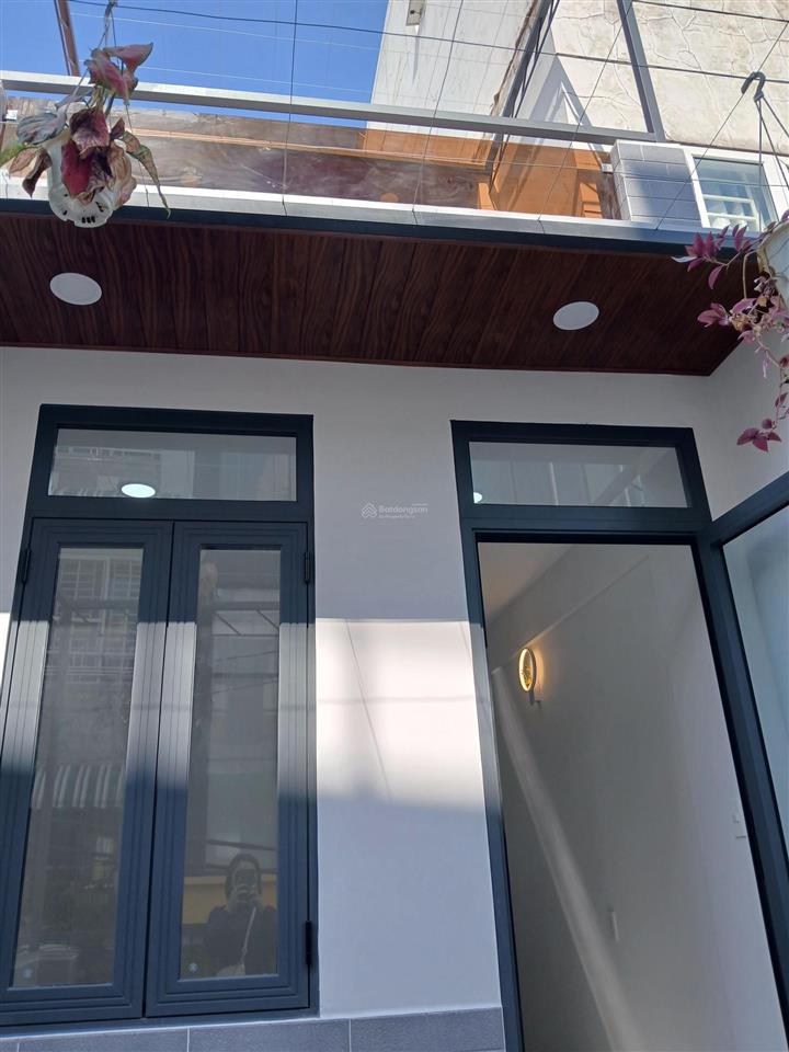 Bán nhà hẻm 137/16 trần đình xu, quận 1, cách trần hưng đạo 70m, 2 mt trước sau. nhà hoàn công